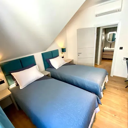 Luxury House Prestige * سبليت