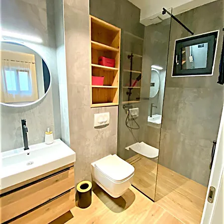 Luxury House Prestige فيلة سبليت