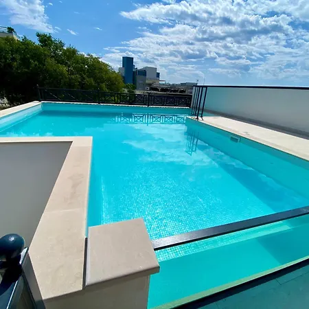 Luxury House Prestige スプリト