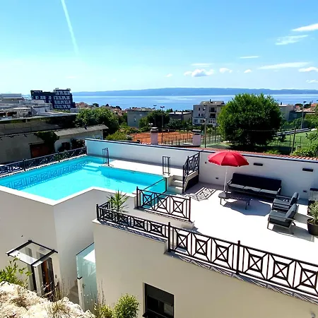 Luxury House Prestige *