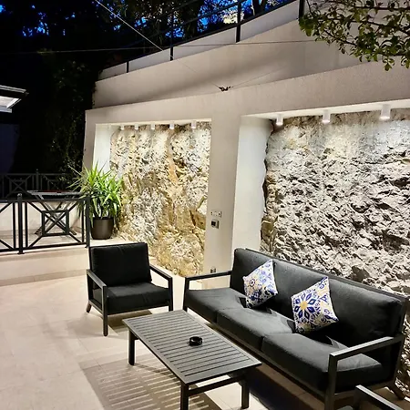 Luxury House Prestige