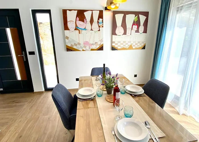 Luxury House Prestige *